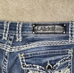 L.A. idol Women's Embellished Blue Jeans SIZE 9